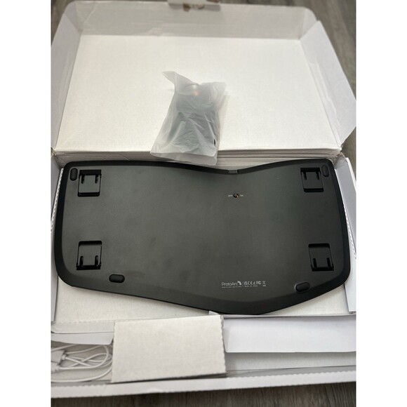 Ergonomic Wireless Split Keyboard Mouse ProtoArc EKM01 Full Size Ergo Bluetooth - Picture 6 of 11
